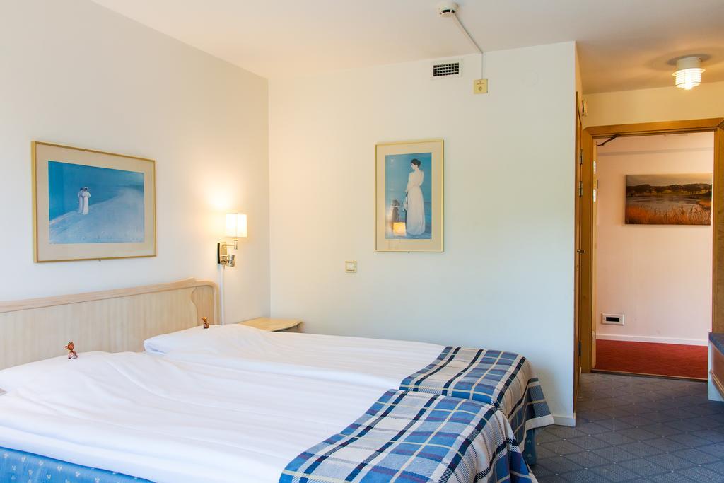 Hotel Moelndals Bro Екстериор снимка